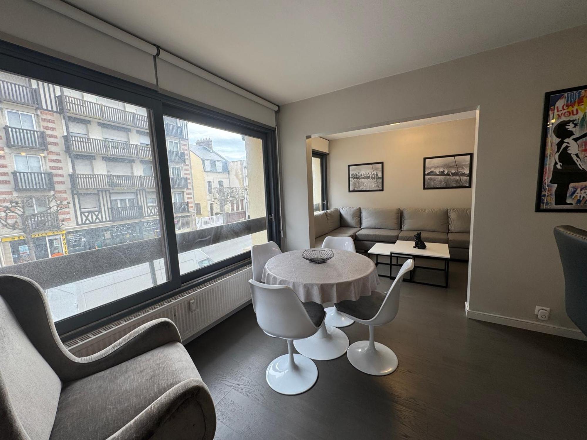 Appartement Place Morny, Hyper Centre ! Deauville Buitenkant foto