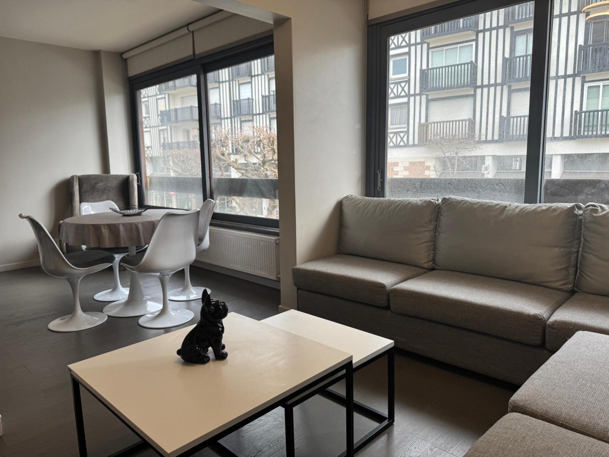Appartement Place Morny, Hyper Centre ! Deauville Buitenkant foto